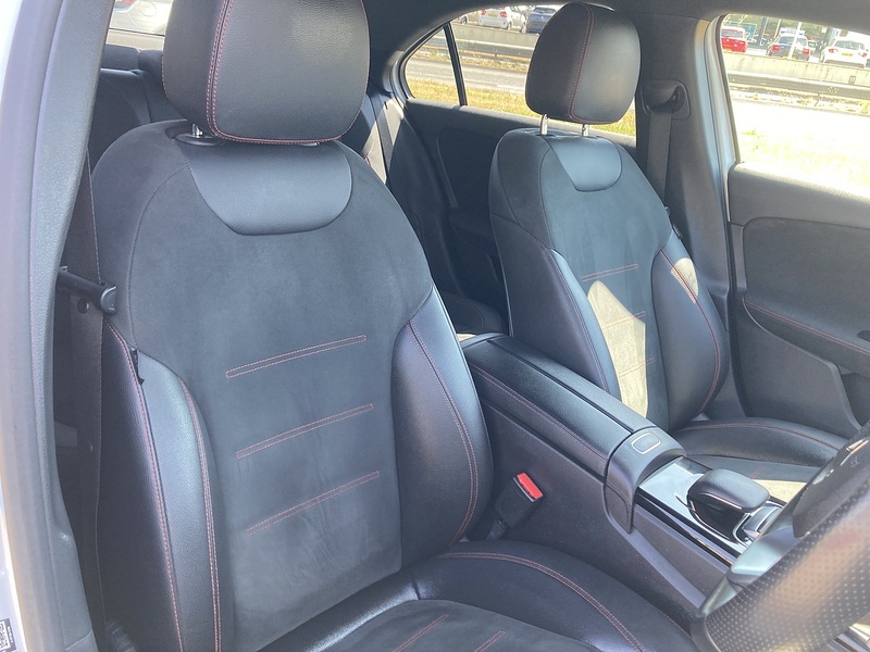 Mercedes-Benz 1.5 A180d AMG Line (Executive) Saloon 4dr Diesel 7G-DCT Euro 6 (s/s) (116 ps)
