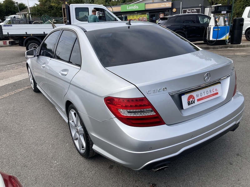 Mercedes-Benz 3.0 C350 CDI V6 BlueEfficiency Sport Saloon 4dr Diesel G-Tronic Euro 5 (s/s) (265 ps)