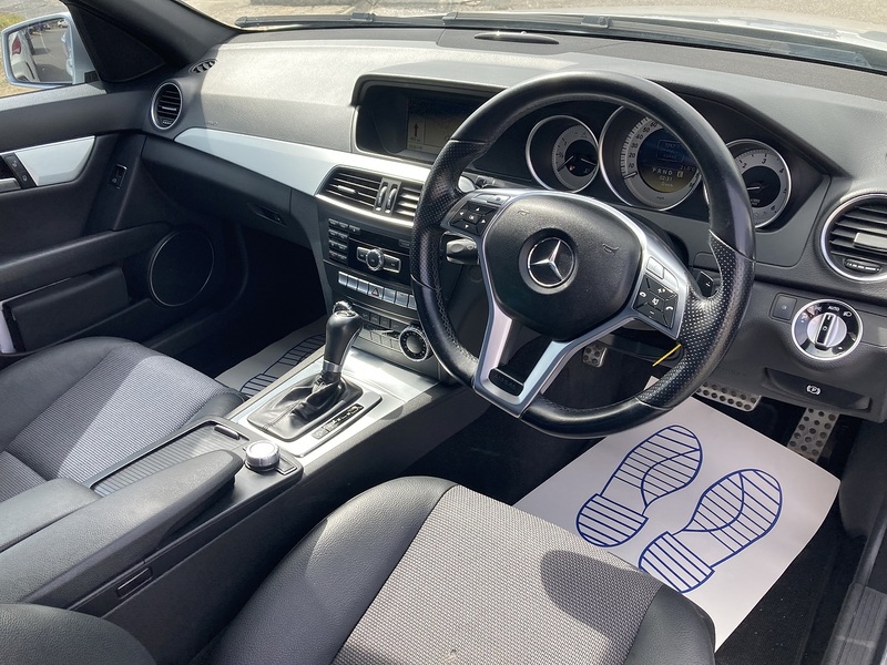 Mercedes-Benz 3.0 C350 CDI V6 BlueEfficiency Sport Saloon 4dr Diesel G-Tronic Euro 5 (s/s) (265 ps)