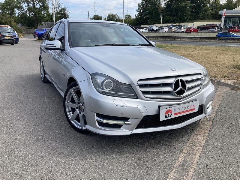 Mercedes-Benz 3.0 C350 CDI V6 BlueEfficiency Sport Saloon 4dr Diesel G-Tronic Euro 5 (s/s) (265 ps)