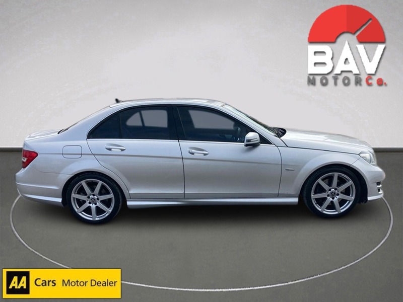 Mercedes-Benz 3.0 C350 CDI V6 BlueEfficiency Sport Saloon 4dr Diesel G-Tronic Euro 5 (s/s) (265 ps)