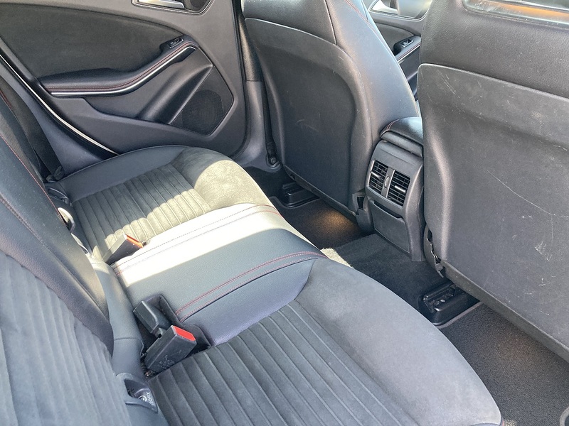 Mercedes-Benz 1.5 A180d AMG Line (Premium) Hatchback 5dr Diesel Manual Euro 6 (s/s) (109 ps)