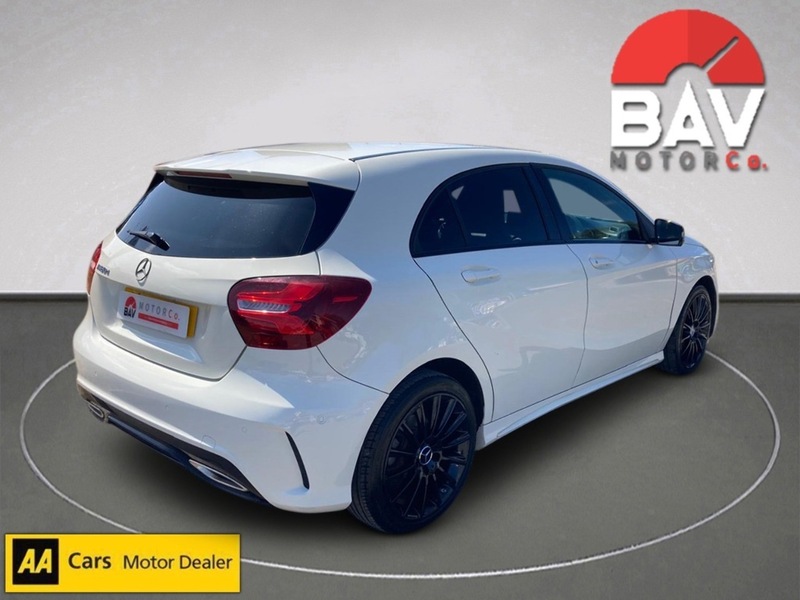 Mercedes-Benz 1.5 A180d AMG Line (Premium) Hatchback 5dr Diesel Manual Euro 6 (s/s) (109 ps)