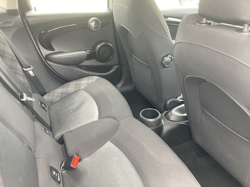 MINI 2.0 Cooper S Hatchback 5dr Petrol Auto Euro 6 (s/s) (192 ps)