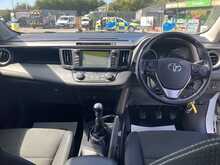 Toyota 2.0 D-4D Business Edition SUV 5dr Diesel Manual Euro 6 (s/s) (143 ps)
