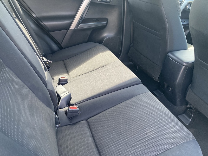 Toyota 2.0 D-4D Business Edition SUV 5dr Diesel Manual Euro 6 (s/s) (143 ps)