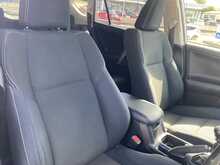 Toyota 2.0 D-4D Business Edition SUV 5dr Diesel Manual Euro 6 (s/s) (143 ps)