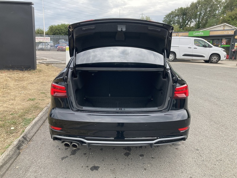 Audi 1.5 TFSI CoD 35 S line Saloon 4dr Petrol Manual Euro 6 (s/s) (150 ps)