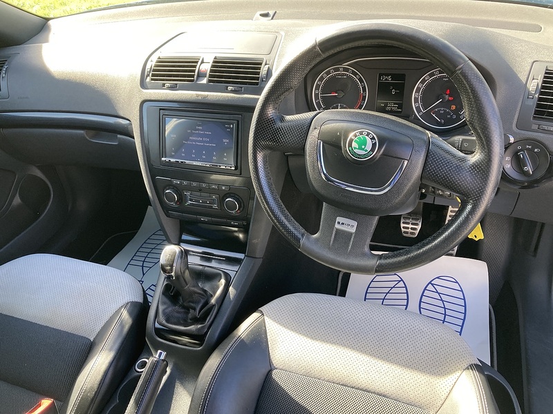Skoda 2.0 TDI vRS Limited Edition Hatchback 5dr Diesel Manual Euro 4 (170 ps)