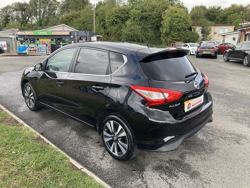Nissan 1.2 DIG-T N-Connecta Hatchback 5dr Petrol Manual Euro 6 (s/s) (115 ps)