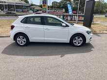 Volkswagen 1.0 EVO SE Hatchback 5dr Petrol Manual Euro 6 (s/s) (65 ps)