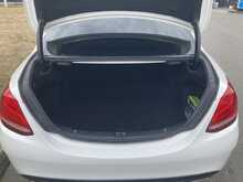 Mercedes-Benz 2.0 C200 AMG Line Saloon 4dr Petrol 7G-Tronic+ Euro 6 (s/s) (184 ps)
