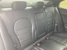 Mercedes-Benz 2.0 C200 AMG Line Saloon 4dr Petrol 7G-Tronic+ Euro 6 (s/s) (184 ps)
