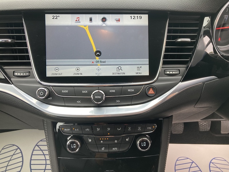 Vauxhall 1.6 CDTi ecoFLEX Elite Nav Hatchback 5dr Diesel Manual Euro 6 (s/s) (110 ps)