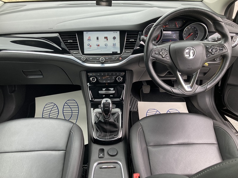 Vauxhall 1.6 CDTi ecoFLEX Elite Nav Hatchback 5dr Diesel Manual Euro 6 (s/s) (110 ps)