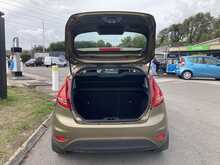 Ford 1.25 Zetec Hatchback 5dr Petrol Manual (129 g/km, 81 bhp)