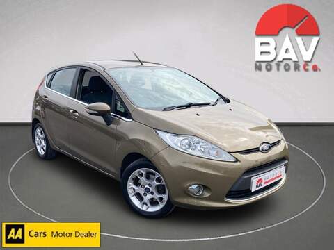 1.25 Zetec Hatchback 5dr Petrol Manual (129 g/km, 81 bhp)