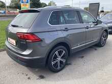 Volkswagen 2.0 TDI BlueMotion Tech SE Navigation SUV 5dr Diesel DSG Euro 6 (s/s) (150 ps)