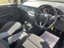Vauxhall 1.2 Turbo Griffin Edition Sports Tourer 5dr Petrol Manual Euro 6 (s/s) (145 ps)
