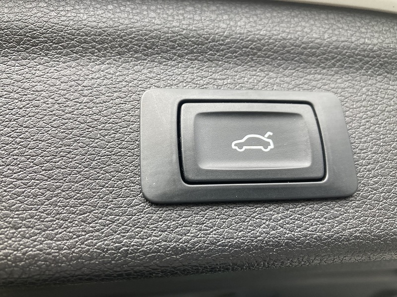 Audi 2.0 TDI 40 S line SUV 5dr Diesel S Tronic quattro Euro 6 (s/s) (190 ps)