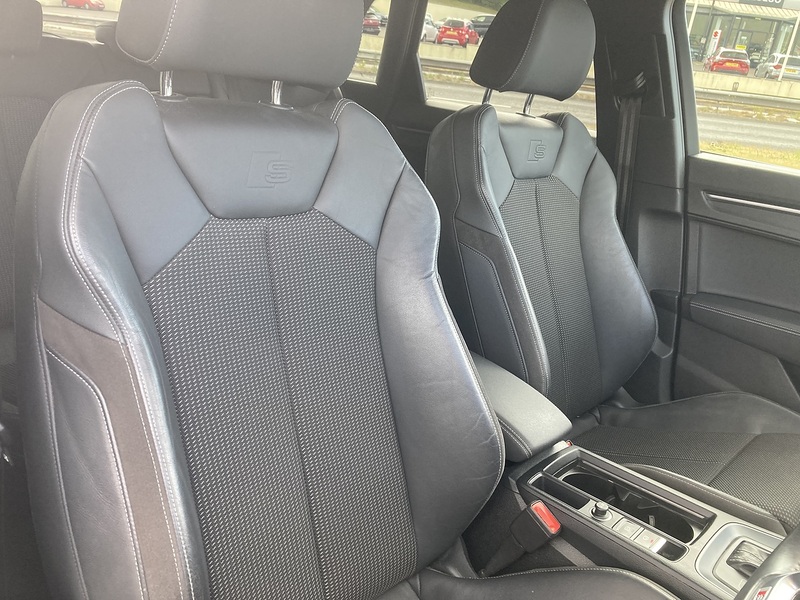 Audi 2.0 TDI 40 S line SUV 5dr Diesel S Tronic quattro Euro 6 (s/s) (190 ps)