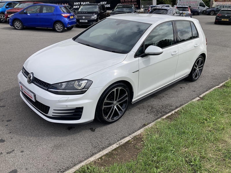 Volkswagen 2.0 TDI BlueMotion Tech GTD Hatchback 5dr Diesel DSG Euro 6 (s/s) (184 ps)
