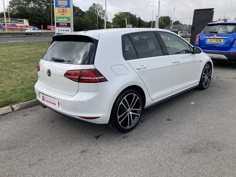 Volkswagen 2.0 TDI BlueMotion Tech GTD Hatchback 5dr Diesel DSG Euro 6 (s/s) (184 ps)