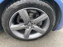 Volvo 2.0 D4 R-Design Estate 5dr Diesel Auto Euro 6 (s/s) (190 ps)