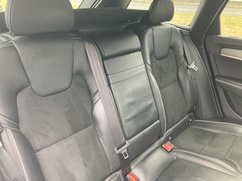 Volvo 2.0 D4 R-Design Estate 5dr Diesel Auto Euro 6 (s/s) (190 ps)