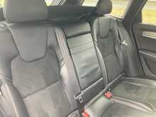 Volvo 2.0 D4 R-Design Estate 5dr Diesel Auto Euro 6 (s/s) (190 ps)