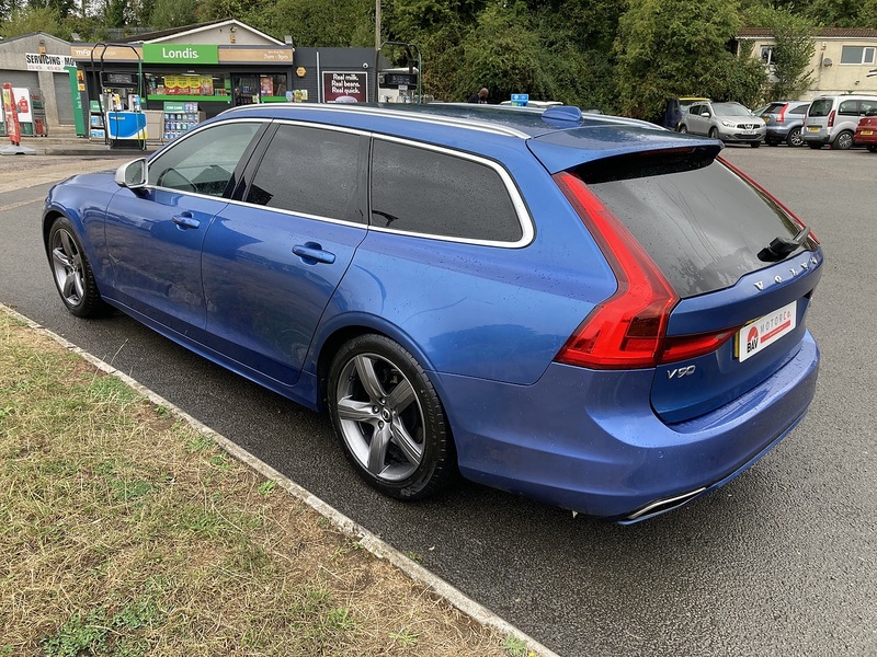 Volvo 2.0 D4 R-Design Estate 5dr Diesel Auto Euro 6 (s/s) (190 ps)