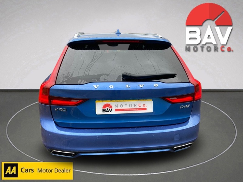 Volvo 2.0 D4 R-Design Estate 5dr Diesel Auto Euro 6 (s/s) (190 ps)