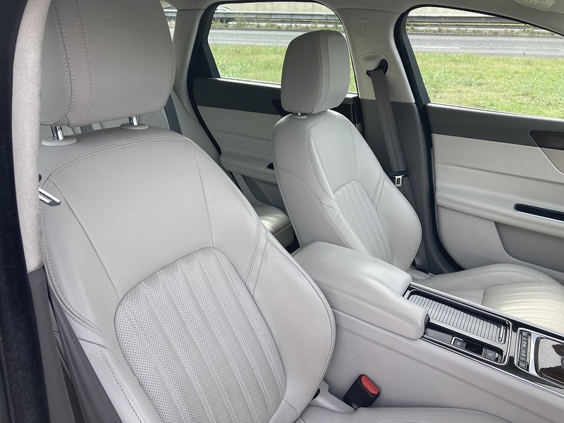 Jaguar 2.0i Portfolio GPF Sportbrake 5dr Petrol Auto Euro 6 (s/s) (250 ps)