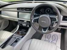 Jaguar 2.0i Portfolio GPF Sportbrake 5dr Petrol Auto Euro 6 (s/s) (250 ps)