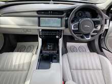 Jaguar 2.0i Portfolio GPF Sportbrake 5dr Petrol Auto Euro 6 (s/s) (250 ps)