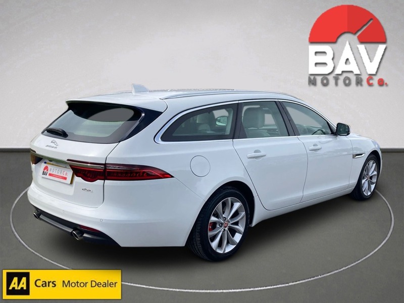 Jaguar 2.0i Portfolio GPF Sportbrake 5dr Petrol Auto Euro 6 (s/s) (250 ps)