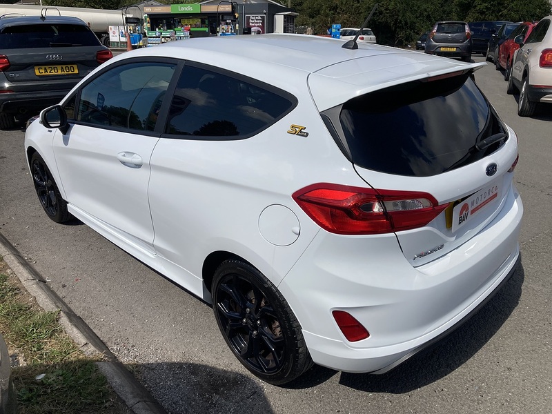 Ford 1.0T EcoBoost ST-Line Hatchback 3dr Petrol Manual Euro 6 (s/s) (100 ps)