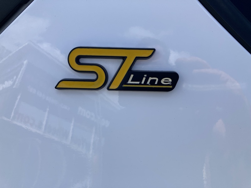 Ford 1.0T EcoBoost ST-Line Hatchback 3dr Petrol Manual Euro 6 (s/s) (100 ps)