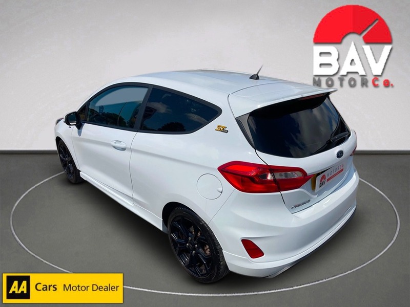Ford 1.0T EcoBoost ST-Line Hatchback 3dr Petrol Manual Euro 6 (s/s) (100 ps)