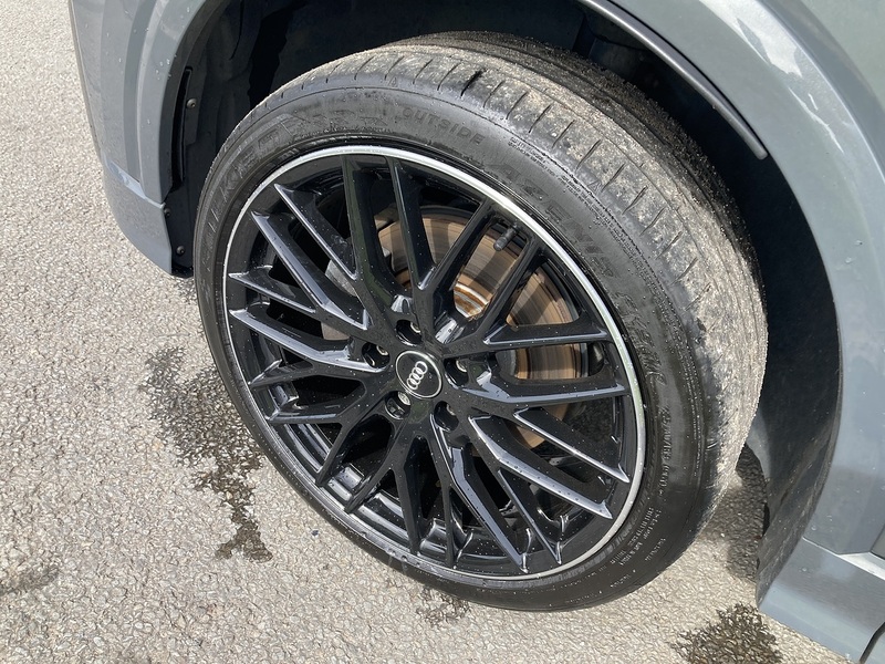 Audi 1.0 TFSI 30 Black Edition SUV 5dr Petrol Manual Euro 6 (s/s) (116 ps)