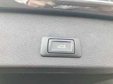 Audi 1.0 TFSI 30 Black Edition SUV 5dr Petrol Manual Euro 6 (s/s) (116 ps)