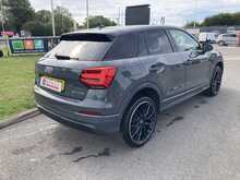 Audi 1.0 TFSI 30 Black Edition SUV 5dr Petrol Manual Euro 6 (s/s) (116 ps)