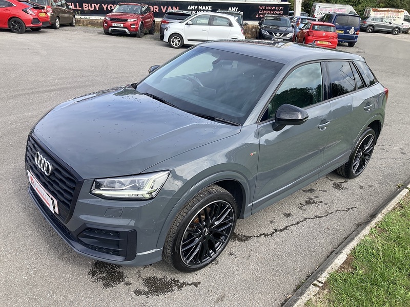 Audi 1.0 TFSI 30 Black Edition SUV 5dr Petrol Manual Euro 6 (s/s) (116 ps)