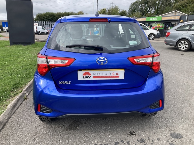 Toyota 1.5 VVT-i Icon Hatchback 5dr Petrol Manual Euro 6 (111 ps)