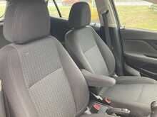 Vauxhall 1.6i Active SUV 5dr Petrol Manual Euro 6 (s/s) (115 ps)