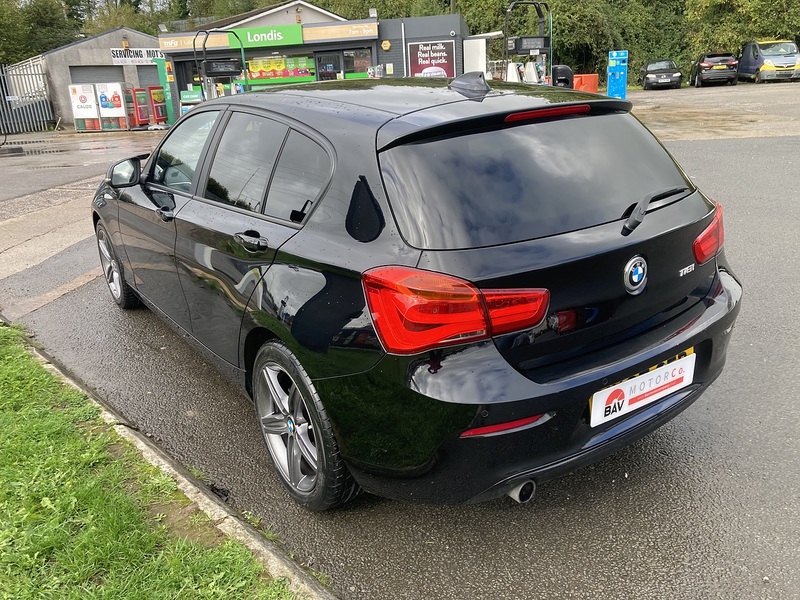 BMW 1.5 118i Sport Hatchback 5dr Petrol Manual Euro 6 (s/s) (136 ps)