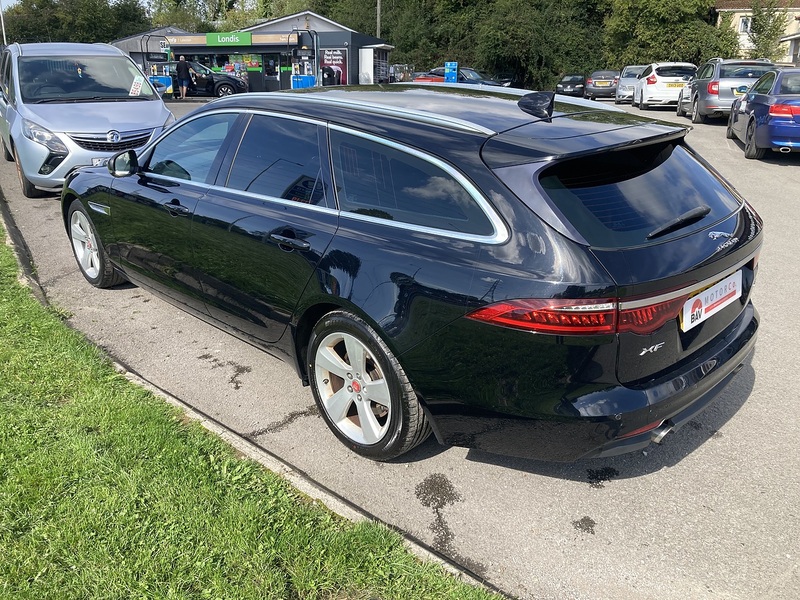Jaguar 2.0i Portfolio GPF Sportbrake 5dr Petrol Auto Euro 6 (s/s) (250 ps)