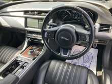 Jaguar 2.0i Portfolio GPF Sportbrake 5dr Petrol Auto Euro 6 (s/s) (250 ps)