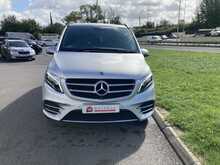 Mercedes-Benz 2.2 V220d AMG Line MPV 5dr Diesel G-Tronic+ Euro 6 (s/s) 8 Seat LWB (163 ps)