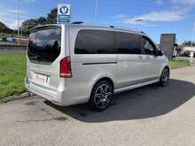 Mercedes-Benz 2.2 V220d AMG Line MPV 5dr Diesel G-Tronic+ Euro 6 (s/s) 8 Seat LWB (163 ps)